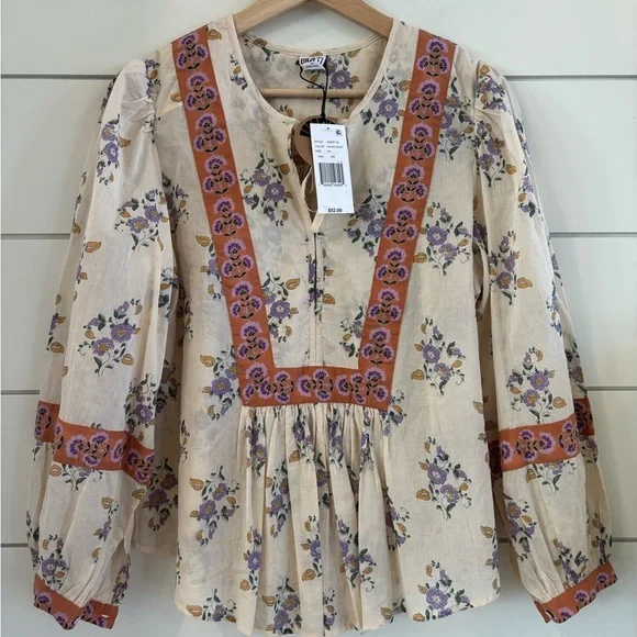 Bila 77 Floral Long Sleeve Top NWT - Picture 2 of 4